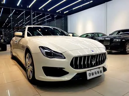 MASERATI QUATTROPORTE — из Китая под ключ