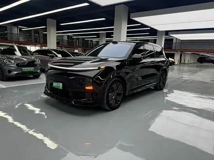 LI AUTO L9 — из Китая под ключ