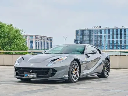 FERRARI 812 2017 — 18 000 км, Китай — под ключ — фото 1