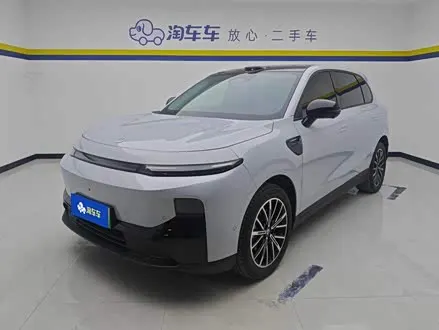 LEAPMOTOR B10 2025
