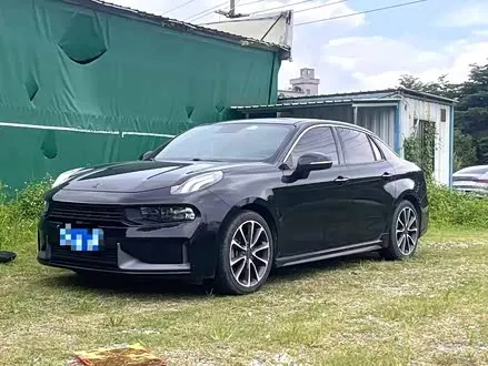 LYNK & CO 03 2018
