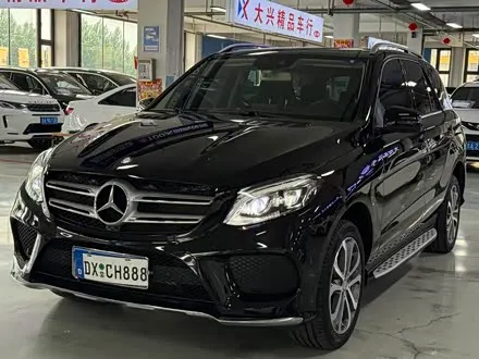 MERCEDES-BENZ GLE 2016 — из Китая под ключ