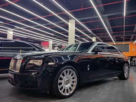 ROLLS-ROYCE GHOST 2014 — 160 000 км, Китай — под ключ — фото 1