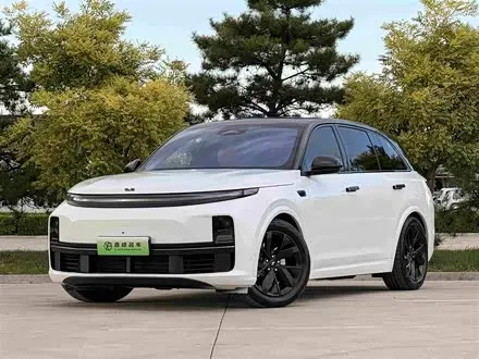 LI AUTO L7 2023