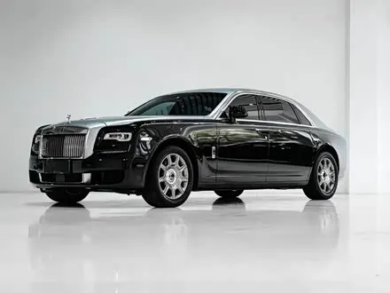 ROLLS-ROYCE GHOST 2015 — 29 000 км, Китай — под ключ — фото 1