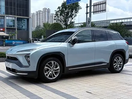 NIO ES6 2020