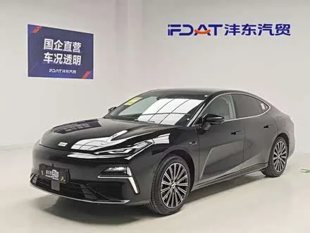 GEELY GALAXY 8 2025