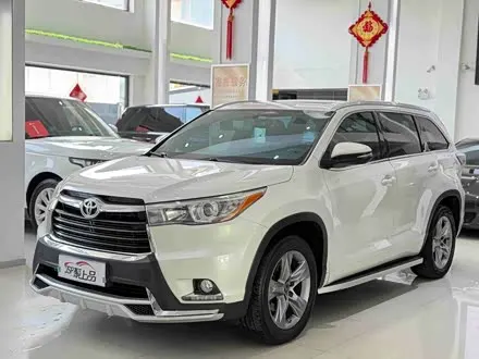 TOYOTA HIGHLANDER — из Китая под ключ