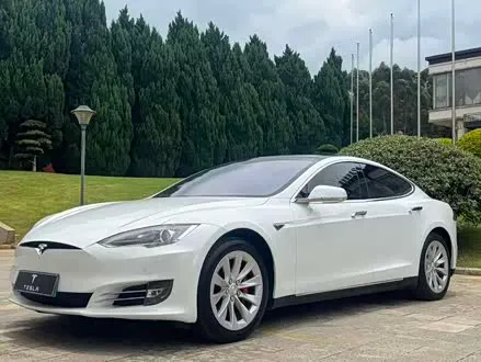 TESLA MODEL S 2014 — 123 000 км, Китай — под ключ — фото 1