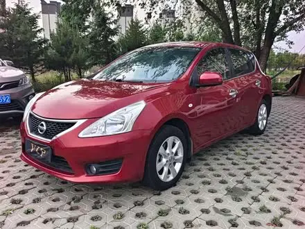 NISSAN TIIDA 2014