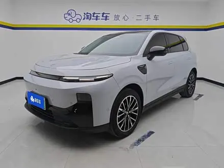 LEAPMOTOR B10 2025