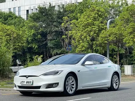 TESLA MODEL S 2017