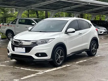 HONDA VEZEL 2020 — 39 000 км, Китай — под ключ — фото 1