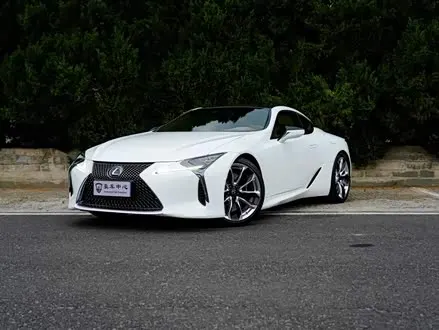 LEXUS LC 2018 — 70 000 км, Китай — под ключ — фото 1