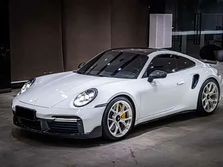 PORSCHE 911 2022