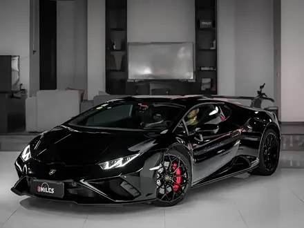 LAMBORGHINI HURACAN 2020