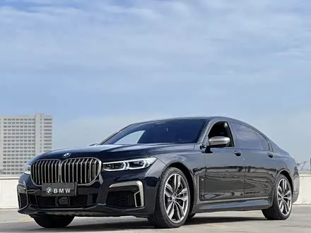 BMW 7 SERIES 2019 — 55 000 км, Китай — под ключ — фото 1