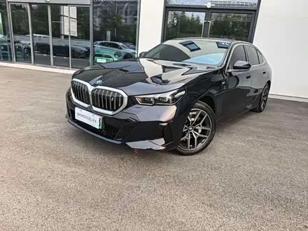 BMW I5 2025