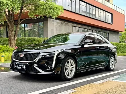 CADILLAC CT4 2022