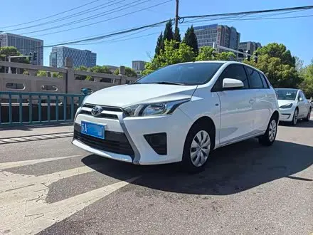 TOYOTA YARIS L 2015