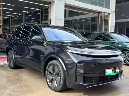 LI AUTO L8 — из Китая под ключ