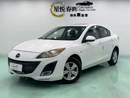 MAZDA 3 2013