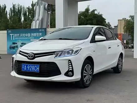 Toyota Vios — из Китая под ключ