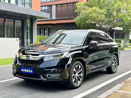 HONDA AVANCIER 2017