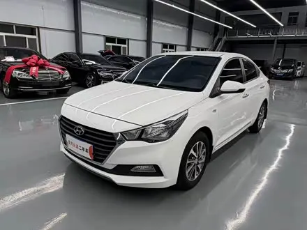 HYUNDAI VERNA 2016