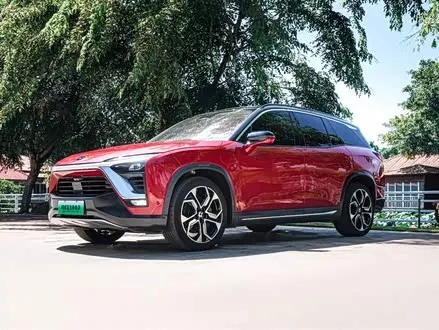 NIO ES8 2018