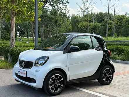 SMART FORTWO 2015 — 34 000 км, Китай — под ключ — фото 1