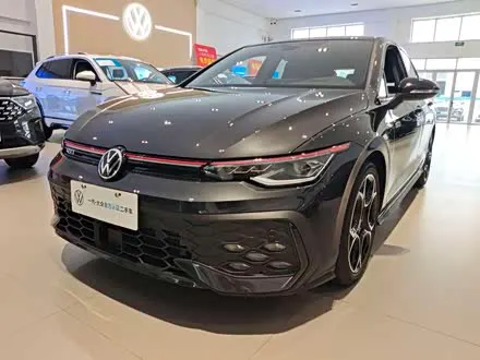 VOLKSWAGEN GOLF GTI 2025