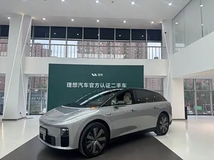 LI AUTO I6 — из Китая под ключ
