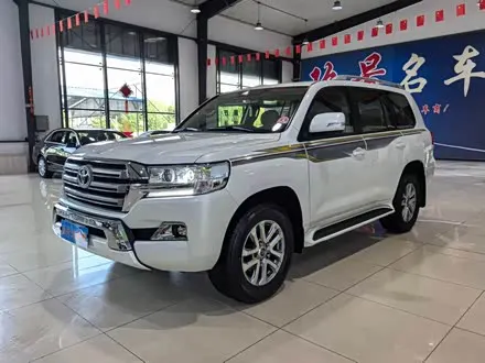 TOYOTA LAND CRUISER — из Китая под ключ