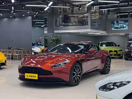 ASTON MARTIN DB11 2016