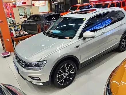 VOLKSWAGEN TIGUAN L — из Китая под ключ