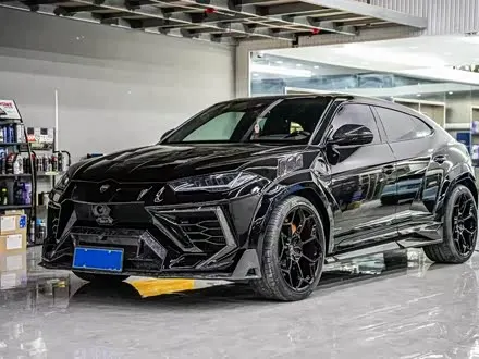 LAMBORGHINI URUS 2018 — 82 000 км, Китай — под ключ — фото 1