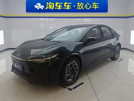 TOYOTA BZ3 2024