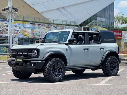 FORD BRONCO 2024 — 15 000 км, Китай — под ключ — фото 1