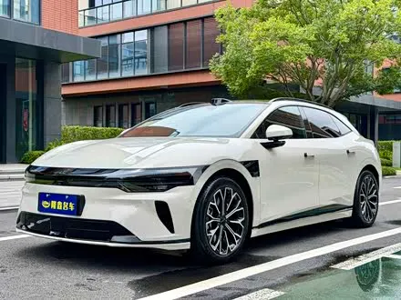 ZEEKR 007GT 2025
