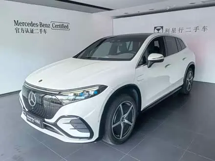 MERCEDES-BENZ EQS SUV 2023