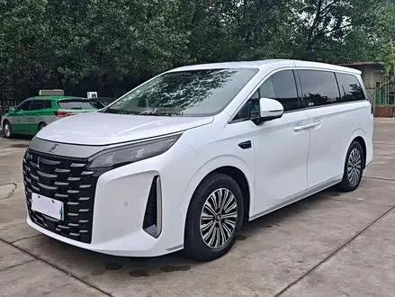 BYD XIA 2025