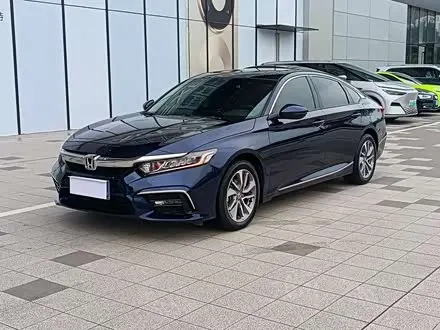 HONDA INSPIRE 2019 — 130 000 км, Китай — под ключ — фото 1