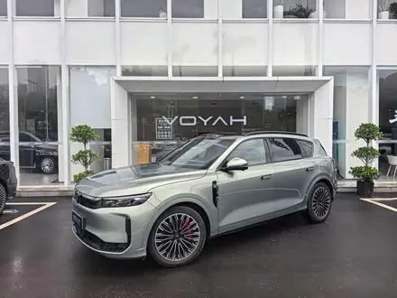 VOYAH FREE 2025