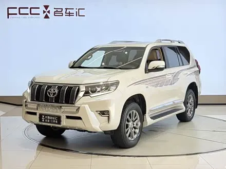 TOYOTA PRADO 2018
