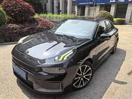 LYNK & CO 03 2019