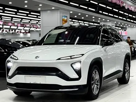 NIO ES6 2020