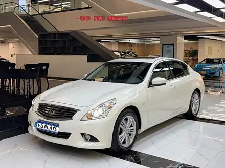 INFINITI G 2013
