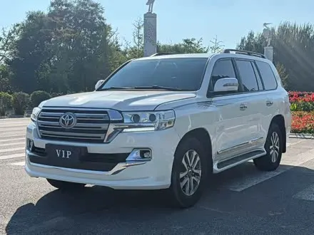 TOYOTA LAND CRUISER 2012