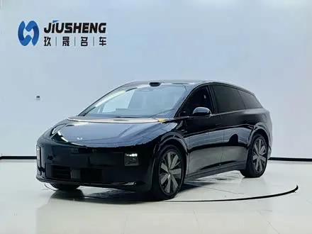 LI AUTO I6 2025